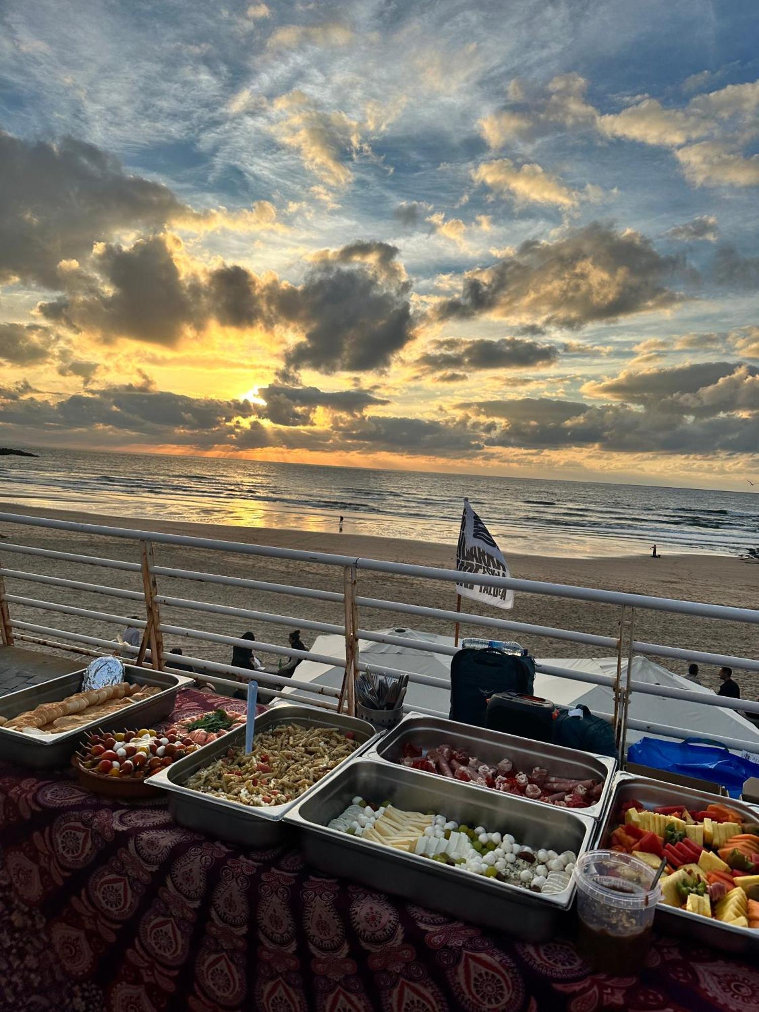Surf Camp San Sebastian Partyhostel 아이아 외부 사진